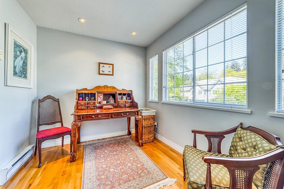 6 815 Tobruck Avenue North Vancouver, BC - 13