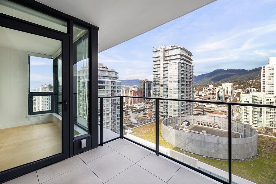 1307 135 E 13th Street North Vancouver, BC - 20