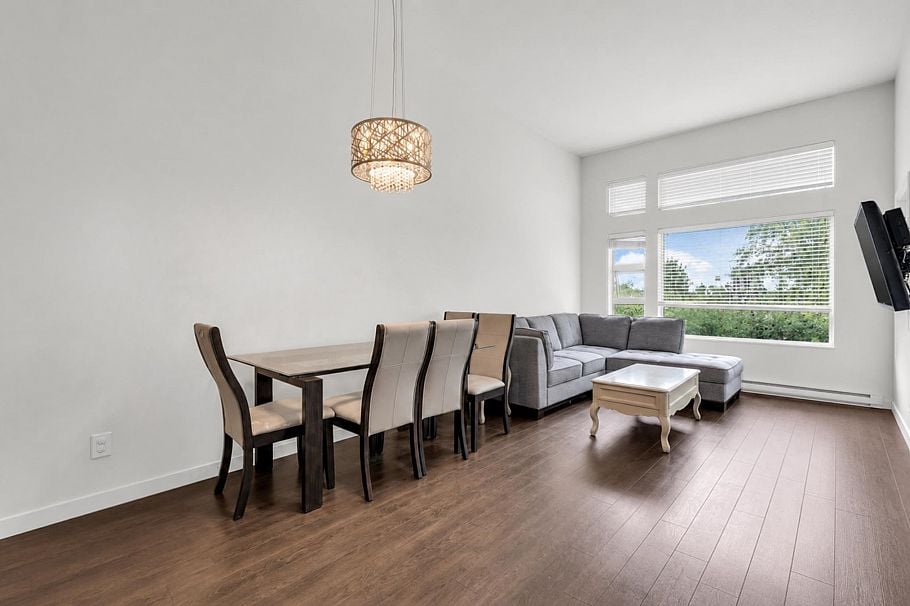 508 1677 Lloyd Avenue North Vancouver, BC - 4