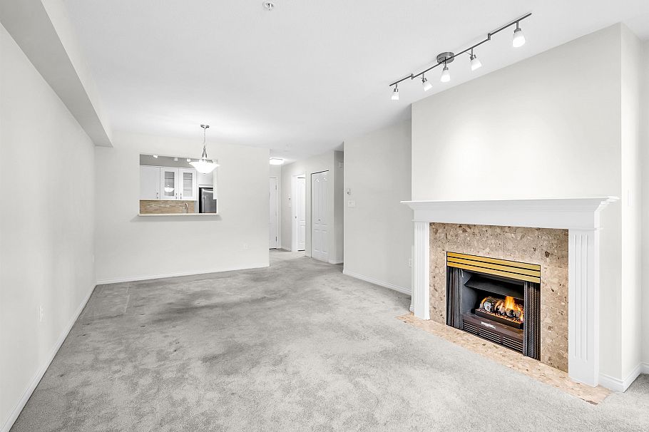 409 2059 Chesterfield Avenue North Vancouver, BC - 13