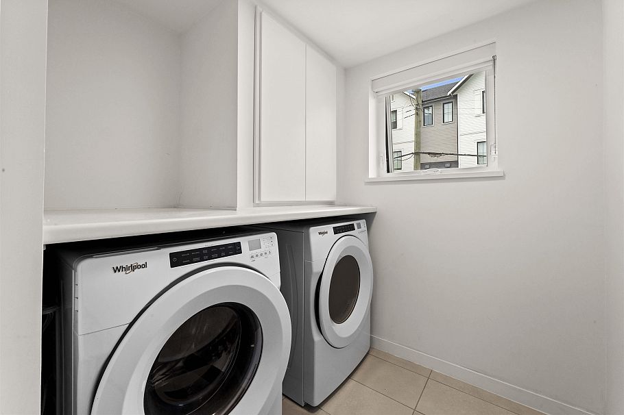 42 528 E 2nd Street North Vancouver, BC - 12