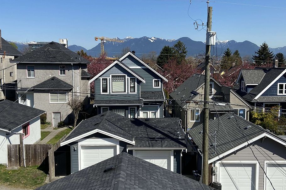 723 E 12th Avenue Vancouver, BC - 29
