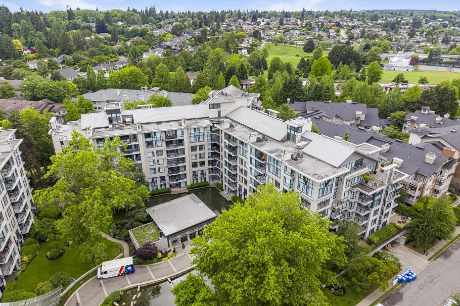 304 4685 Valley Drive Vancouver, BC - 30
