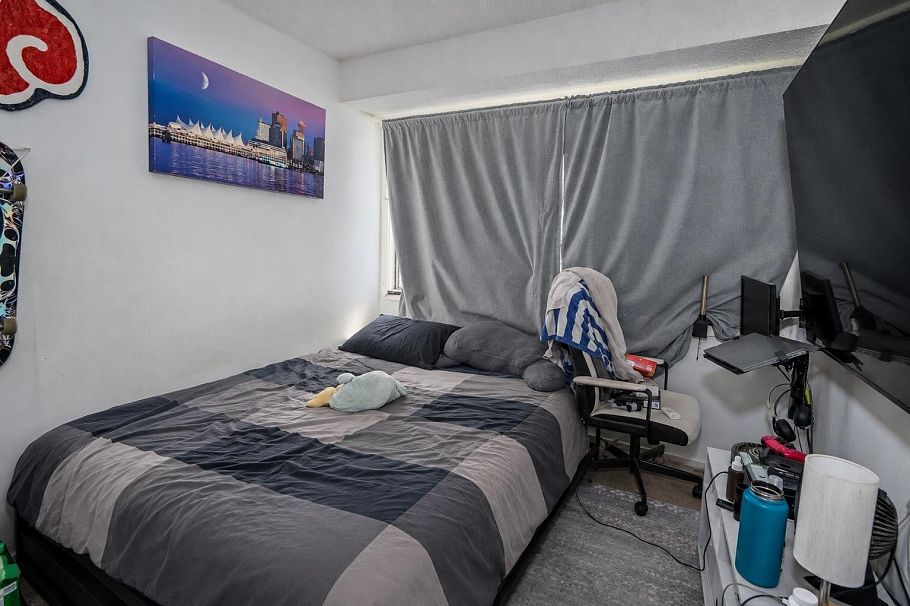 1987 E 61st Avenue Vancouver, BC - 16