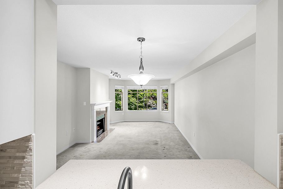 409 2059 Chesterfield Avenue North Vancouver, BC - 7