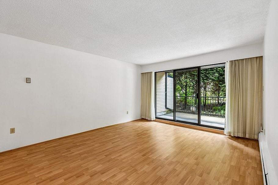 219 1385 Draycott Road North Vancouver, BC - 4
