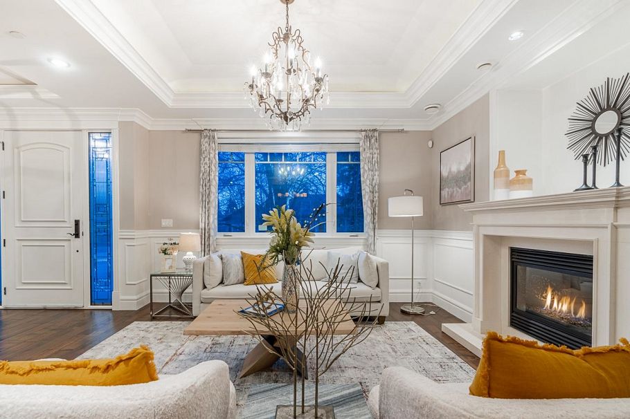 3741 W 37th Avenue Vancouver, BC - 5