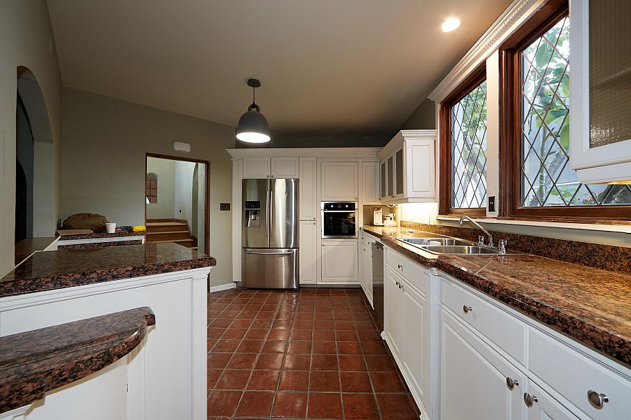 4585 Bellevue Drive Vancouver, BC - 27