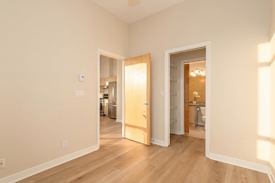 102 2228 Marstrand Avenue Vancouver, BC - 17