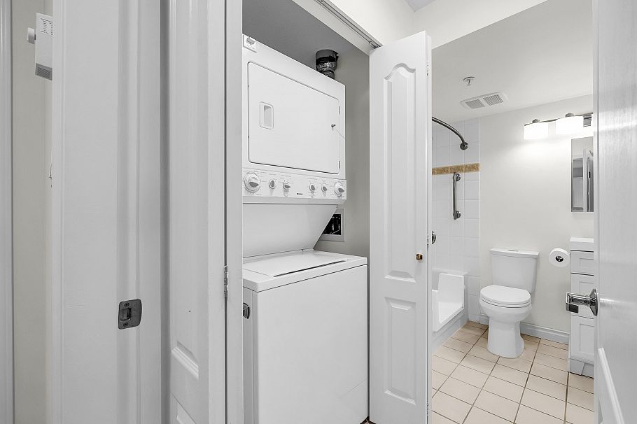 409 2059 Chesterfield Avenue North Vancouver, BC - 26