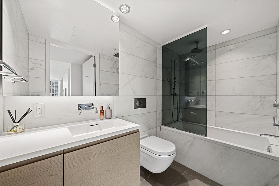 1009 1289 Hornby Street Vancouver, BC - 7