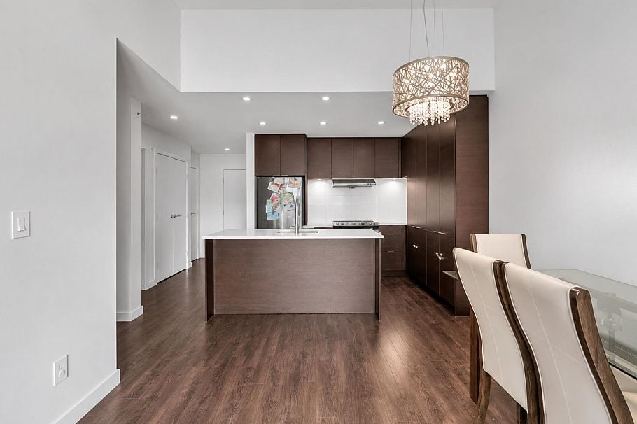 508 1677 Lloyd Avenue North Vancouver, BC - 8