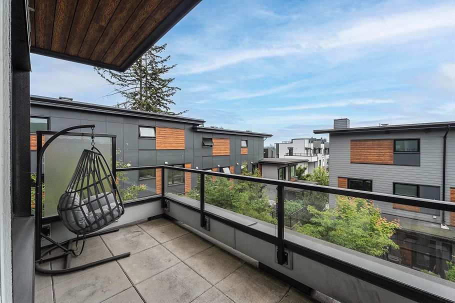 42 528 E 2nd Street North Vancouver, BC - 1
