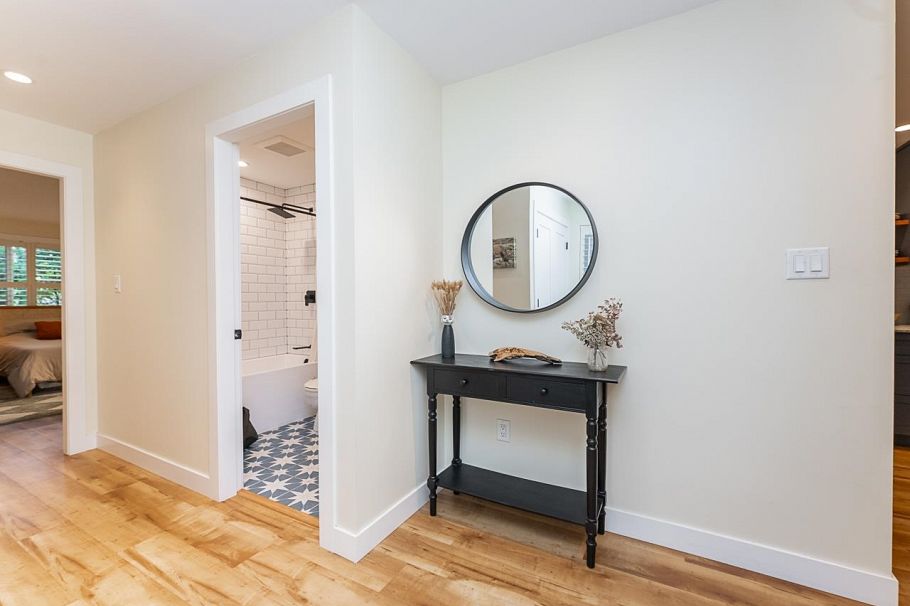 5 219 E 8th Street North Vancouver, BC - 22