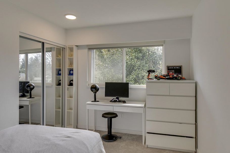 763 Weymouth Drive North Vancouver, BC - 27