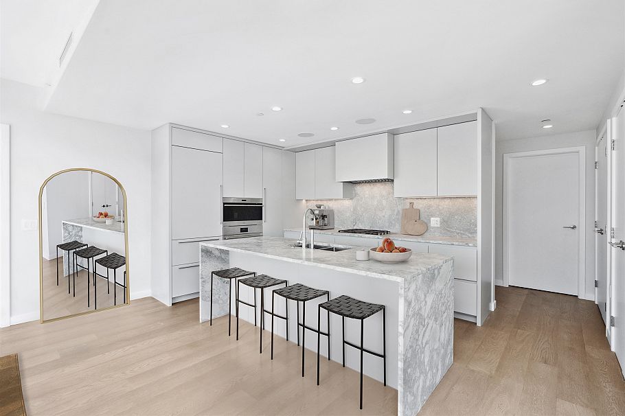 1206 7418 Paulson Street Vancouver, BC - 1