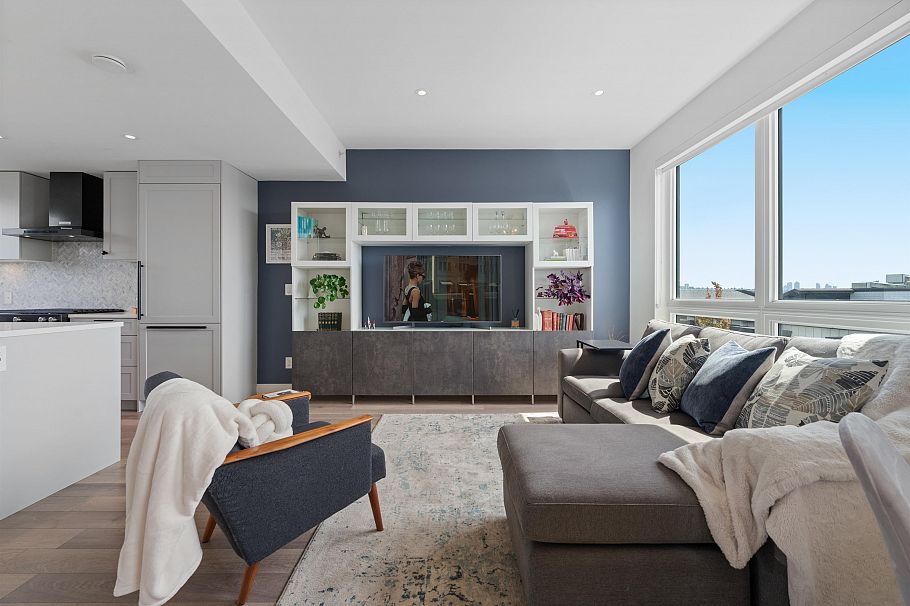 402 505 E 2nd Street North Vancouver, BC - 11