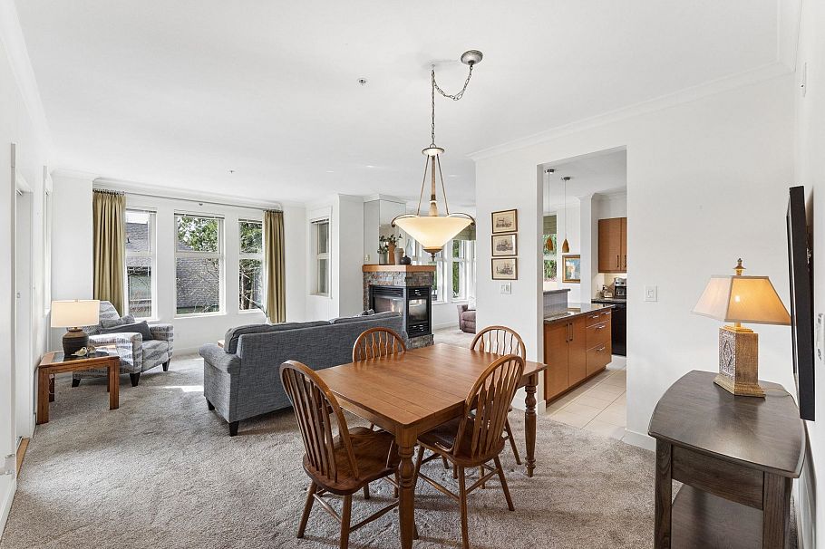 306 188 W 29th Street North Vancouver, BC - 5