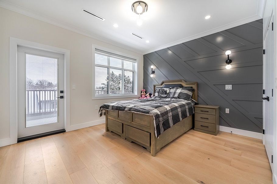 1 6358 Windsor Street Vancouver, BC - 32