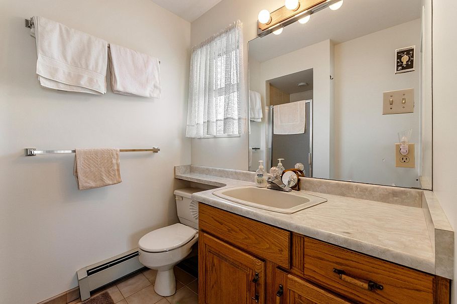 7416 Jasper Crescent Vancouver, BC - 25
