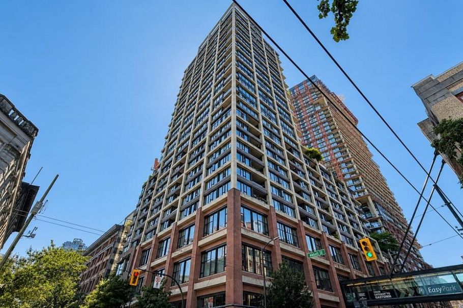 2908 108 W Cordova Street Vancouver, BC - 1