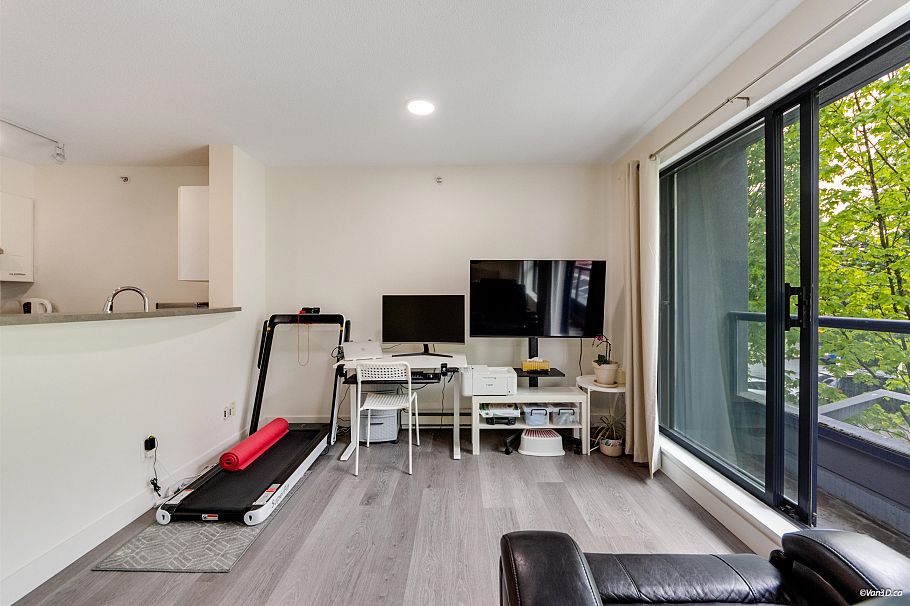 205 3438 Vanness Avenue Vancouver, BC - 6