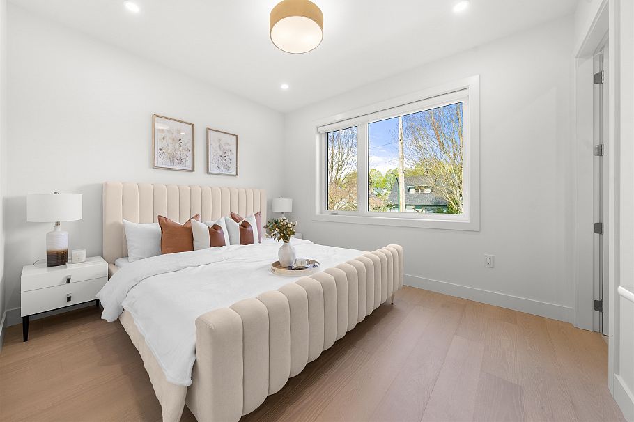 1 1582 E 2nd Avenue Vancouver, BC - 25