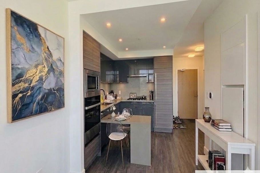 408 3438 Sawmill Crescent Vancouver, BC - 4