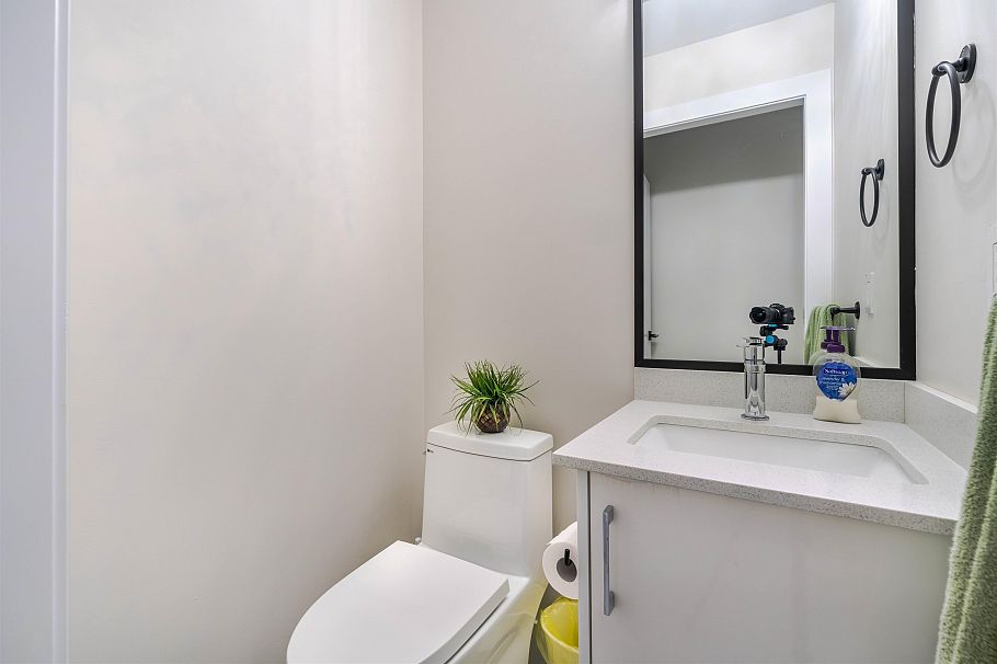 1 6358 Windsor Street Vancouver, BC - 22