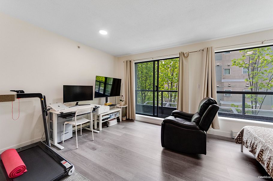 205 3438 Vanness Avenue Vancouver, BC - 5