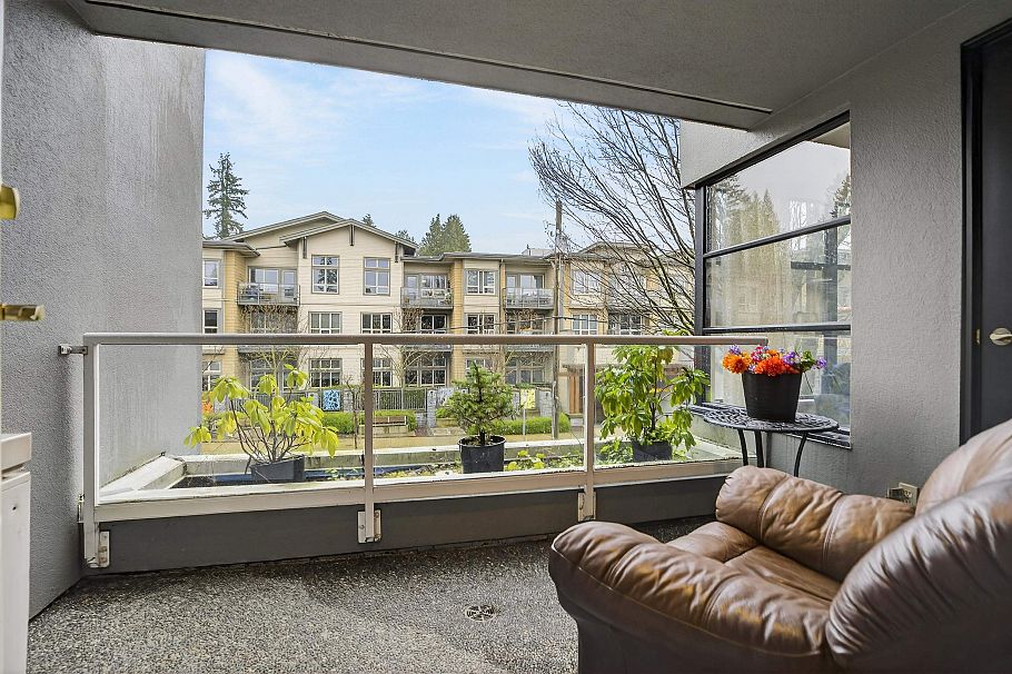 205 3151 Woodbine Drive North Vancouver, BC - 13