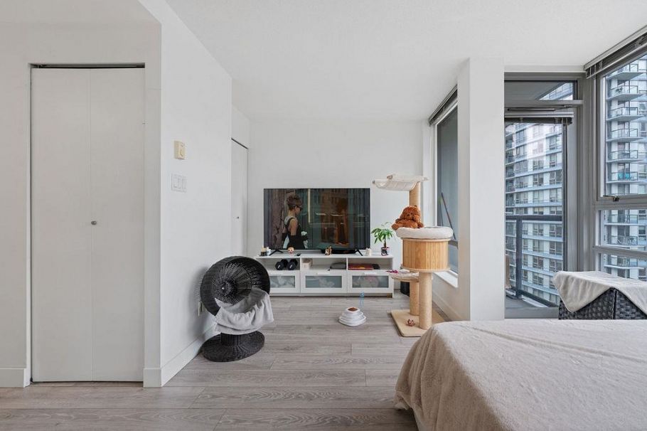 1006 939 Expo Boulevard Vancouver, BC - 5