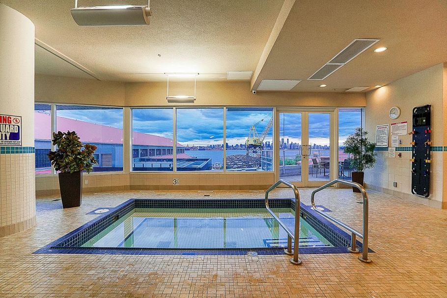 905 172 Victory Ship Way North Vancouver, BC - 23
