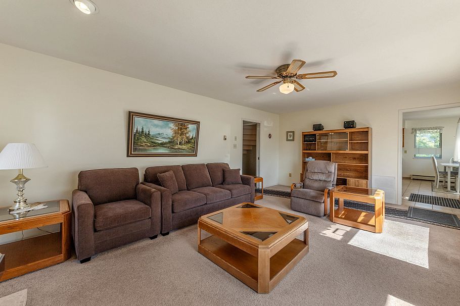 7416 Jasper Crescent Vancouver, BC - 13
