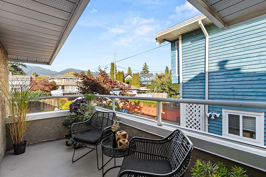 346 W 14th Street North Vancouver, BC - 22