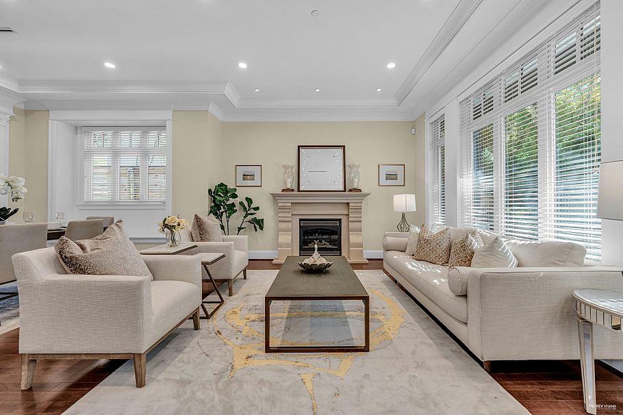 2069 W 28th Avenue Vancouver, BC - 5