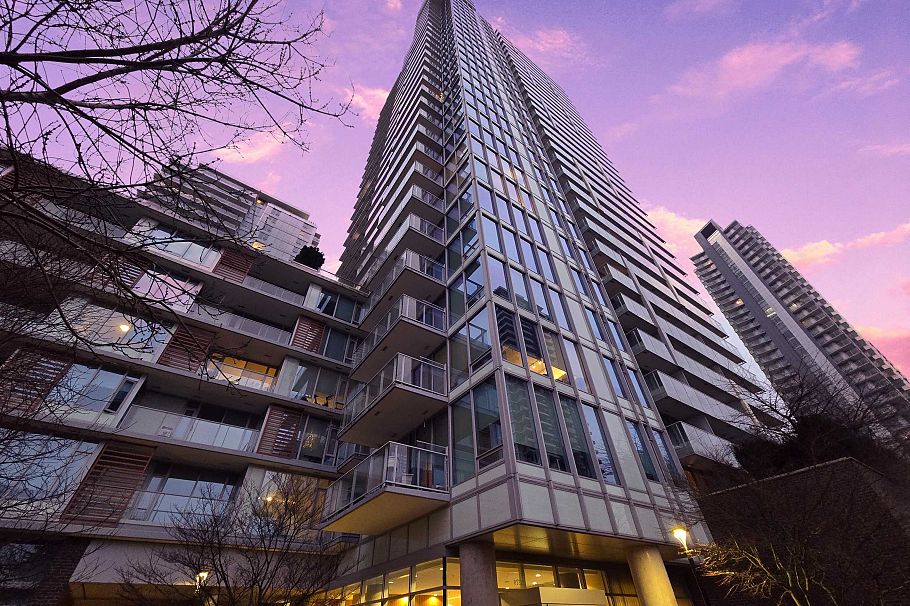 901 8131 Nunavut Lane Vancouver, BC - 1