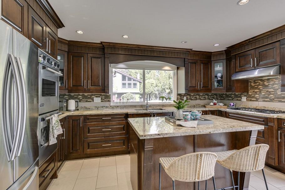 763 Weymouth Drive North Vancouver, BC - 8