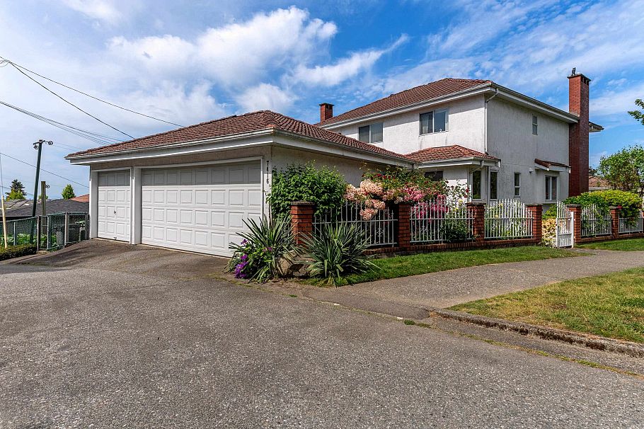 7416 Jasper Crescent Vancouver, BC - 40