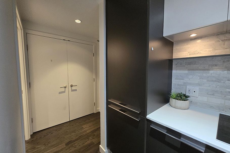 901 8131 Nunavut Lane Vancouver, BC - 17
