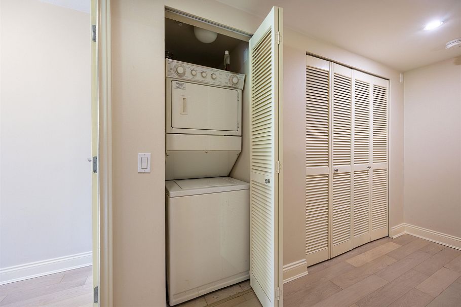 205 638 W 45th Avenue Vancouver, BC - 21