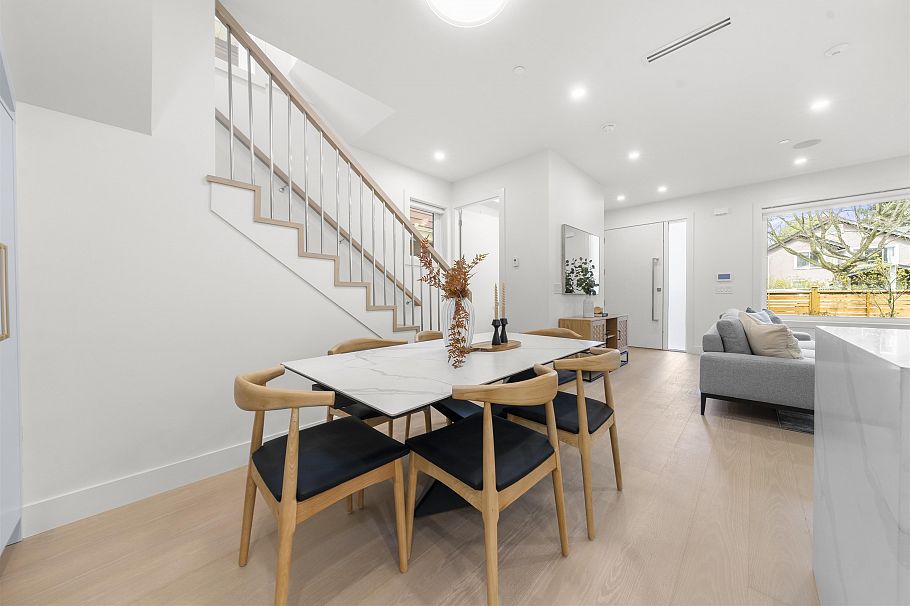 1 1582 E 2nd Avenue Vancouver, BC - 20