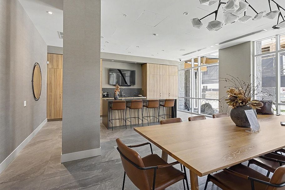 105 2304 Emery Court North Vancouver, BC - 35