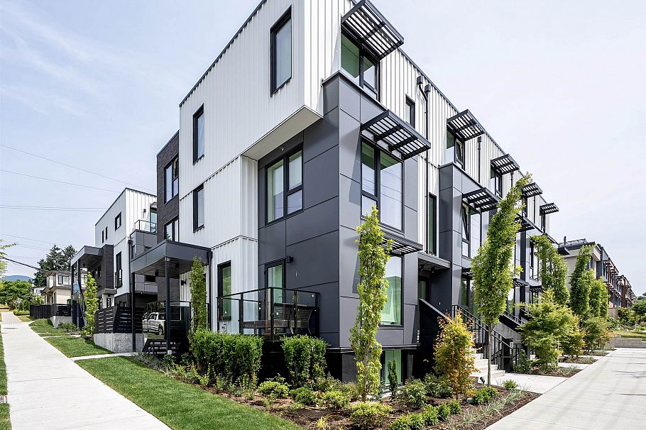TH8 324 E Ridgeway Avenue North Vancouver, BC - 2