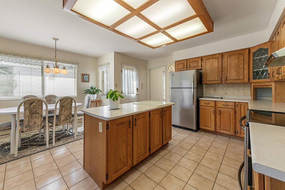 7416 Jasper Crescent Vancouver, BC - 16