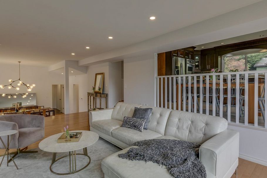 763 Weymouth Drive North Vancouver, BC - 18