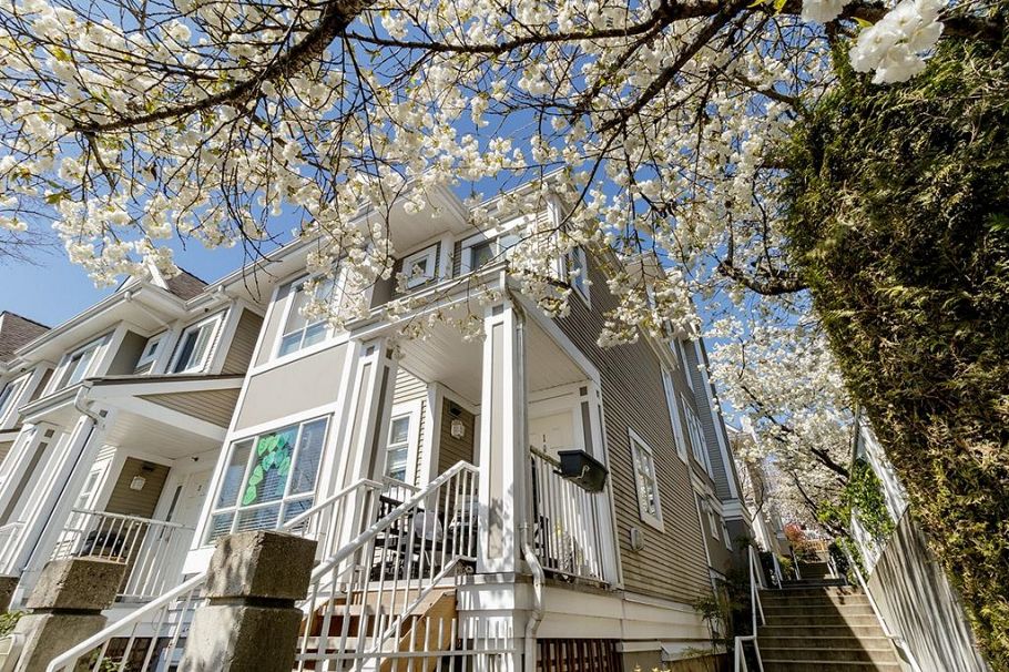 21 2885 E Kent Avenue North Avenue Vancouver, BC - 2