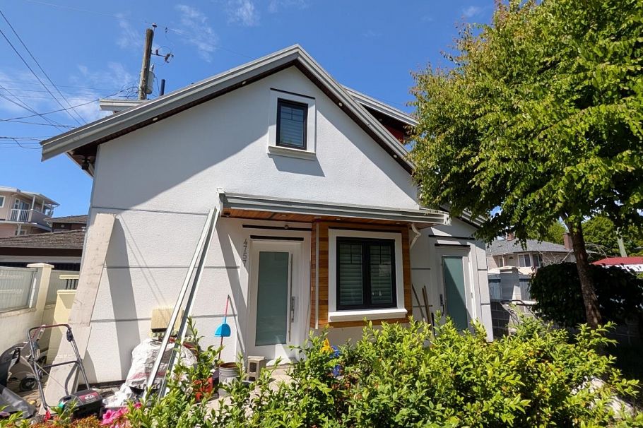 4751 Henry Street Vancouver, BC - 4