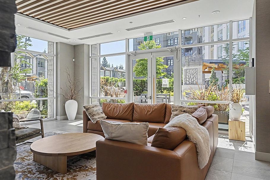 105 2304 Emery Court North Vancouver, BC - 33