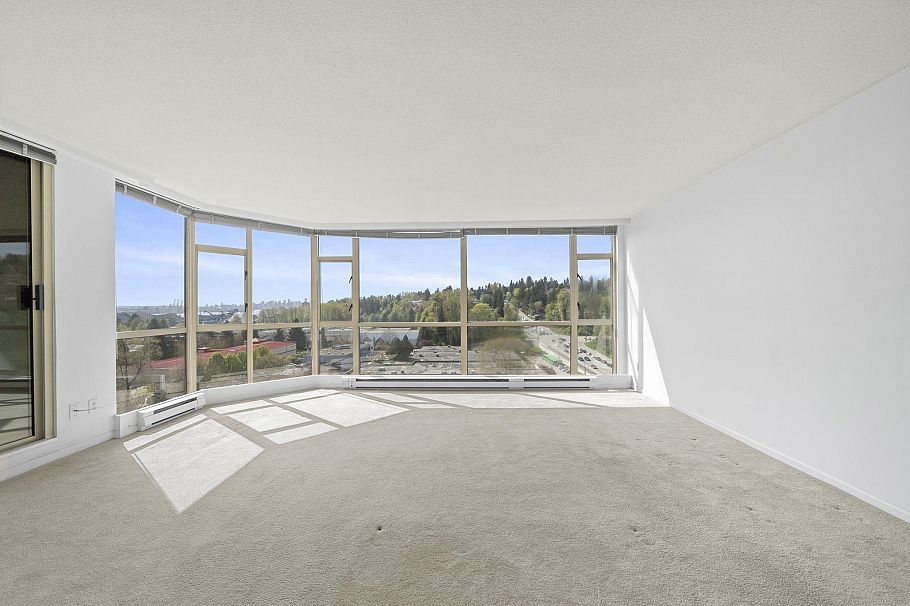 1203 1327 E Keith Road North Vancouver, BC - 2